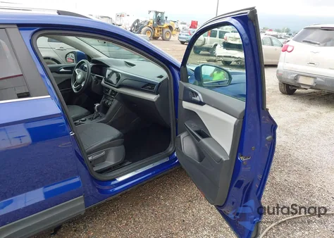 2022 Volkswagen Taos 1.5T Se z USA, uszkodzony, nr VIN 3VVLX7B27NM020199